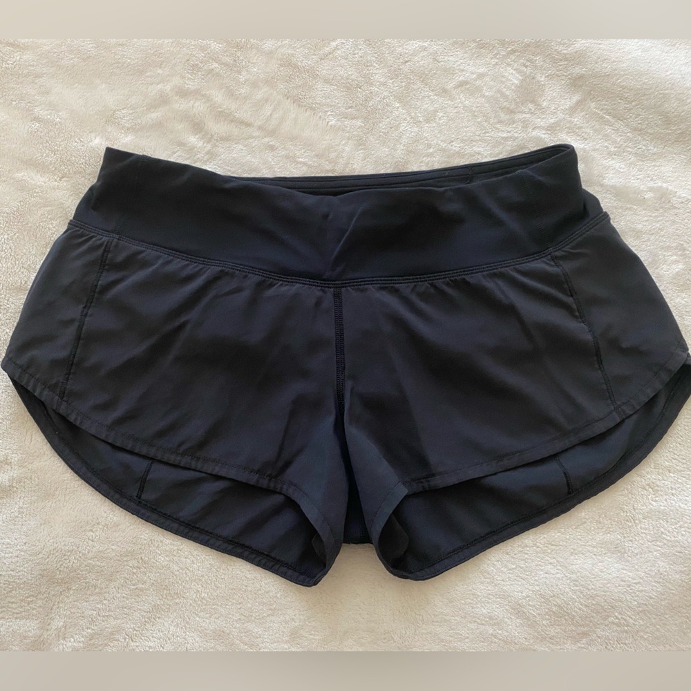 Lululemon Speed Up Low-Rise Lined Short 2.5" Black Size 6
